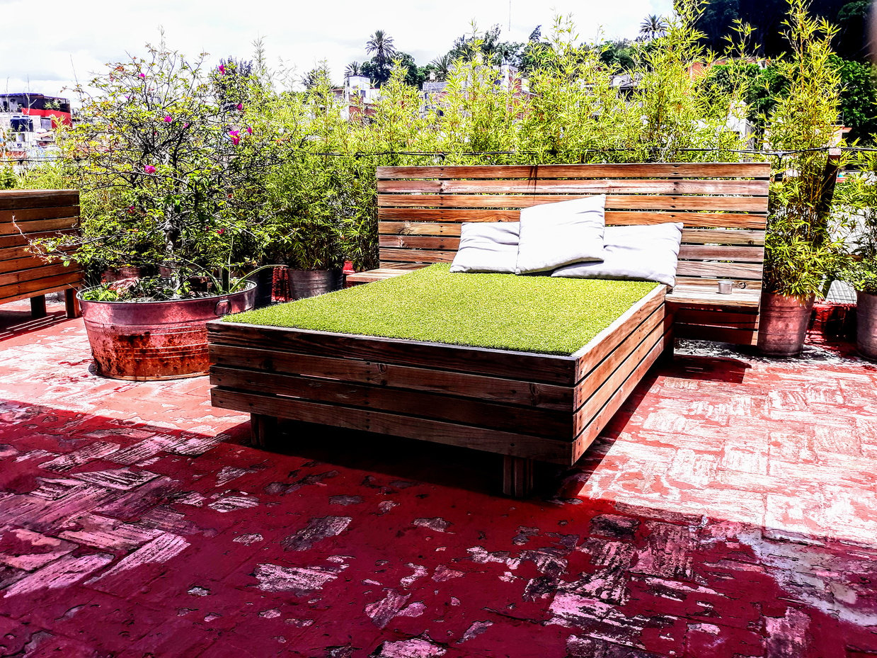 Rooftop  garden sitting area